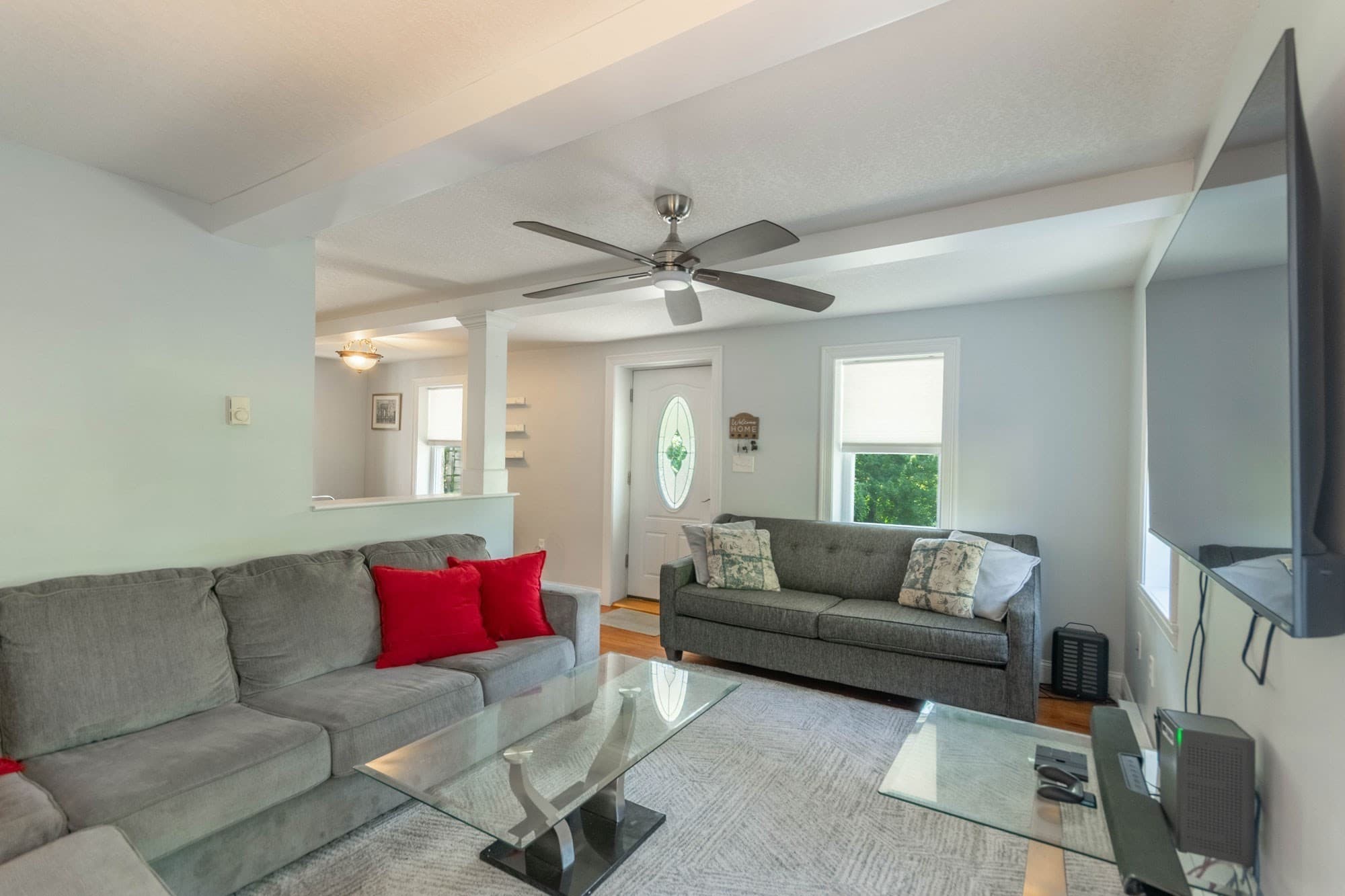 Single Family Residence at 196 Pendleton Ave, Chicopee MA 01020, Chicopee, photo 9 of 17