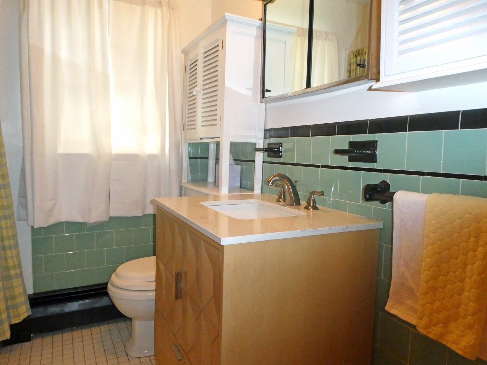 Single Family Residence at 113 Old Colony Avenue, Somerset MA 02726, Somerset, photo 16 of 29