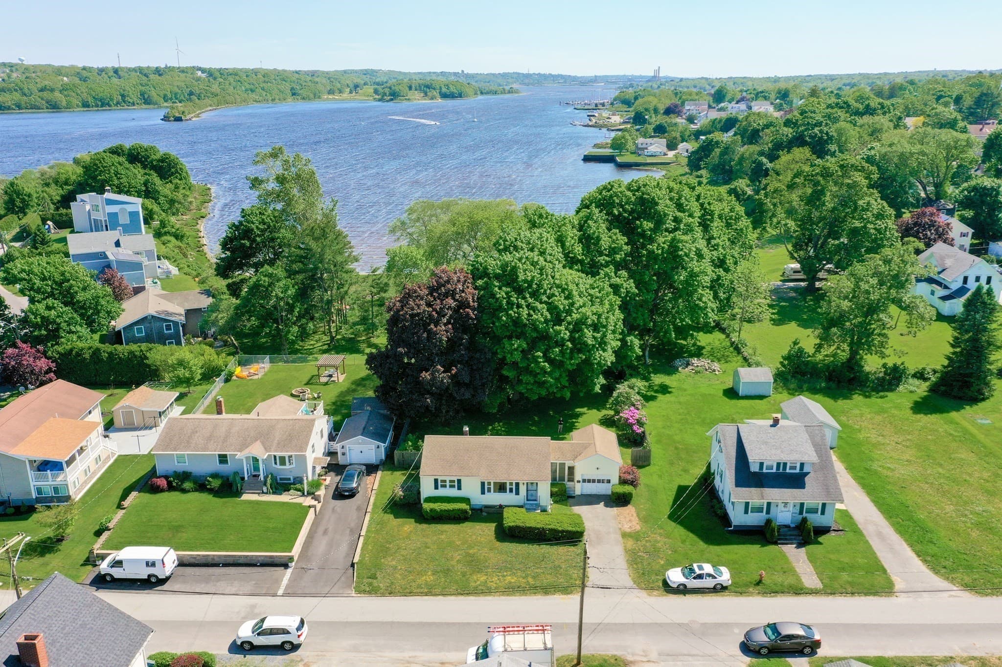 113 Old Colony Avenue, Somerset MA 02726