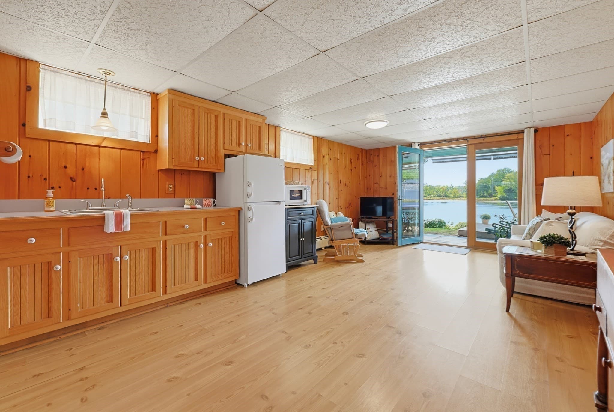 Single Family Residence at 21 Taft Ave, Mendon MA 01756, Mendon, photo 30 of 42