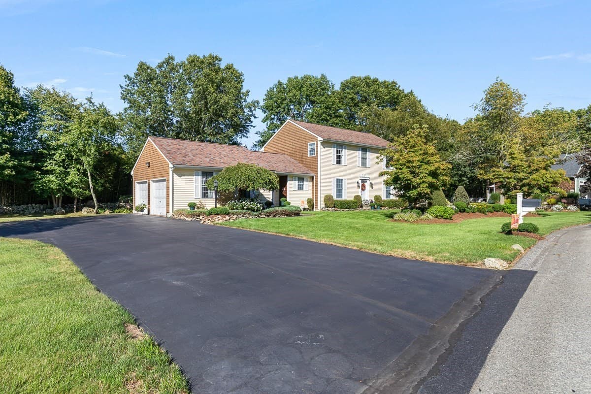 Single Family Residence at 15 Andrew Ct, Swansea MA 02777, Swansea, photo 2 of 42