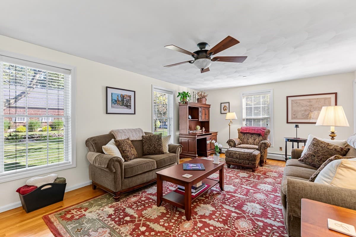 Single Family Residence at 15 Andrew Ct, Swansea MA 02777, Swansea, photo 6 of 42