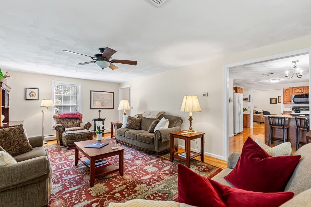 Single Family Residence at 15 Andrew Ct, Swansea MA 02777, Swansea, photo 7 of 42