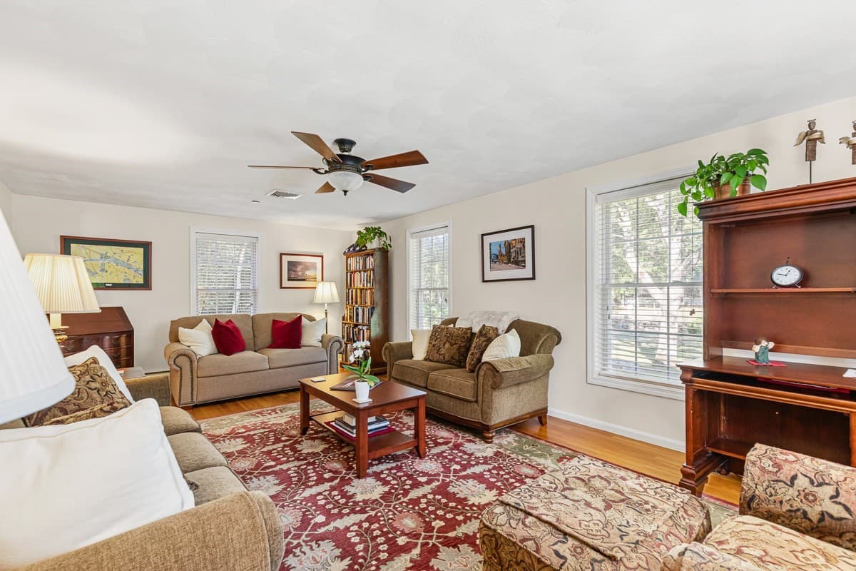 Single Family Residence at 15 Andrew Ct, Swansea MA 02777, Swansea, photo 5 of 42