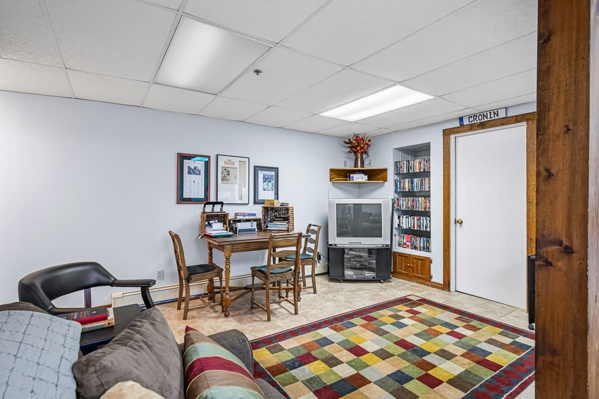 Single Family Residence at 15 Andrew Ct, Swansea MA 02777, Swansea, photo 34 of 42