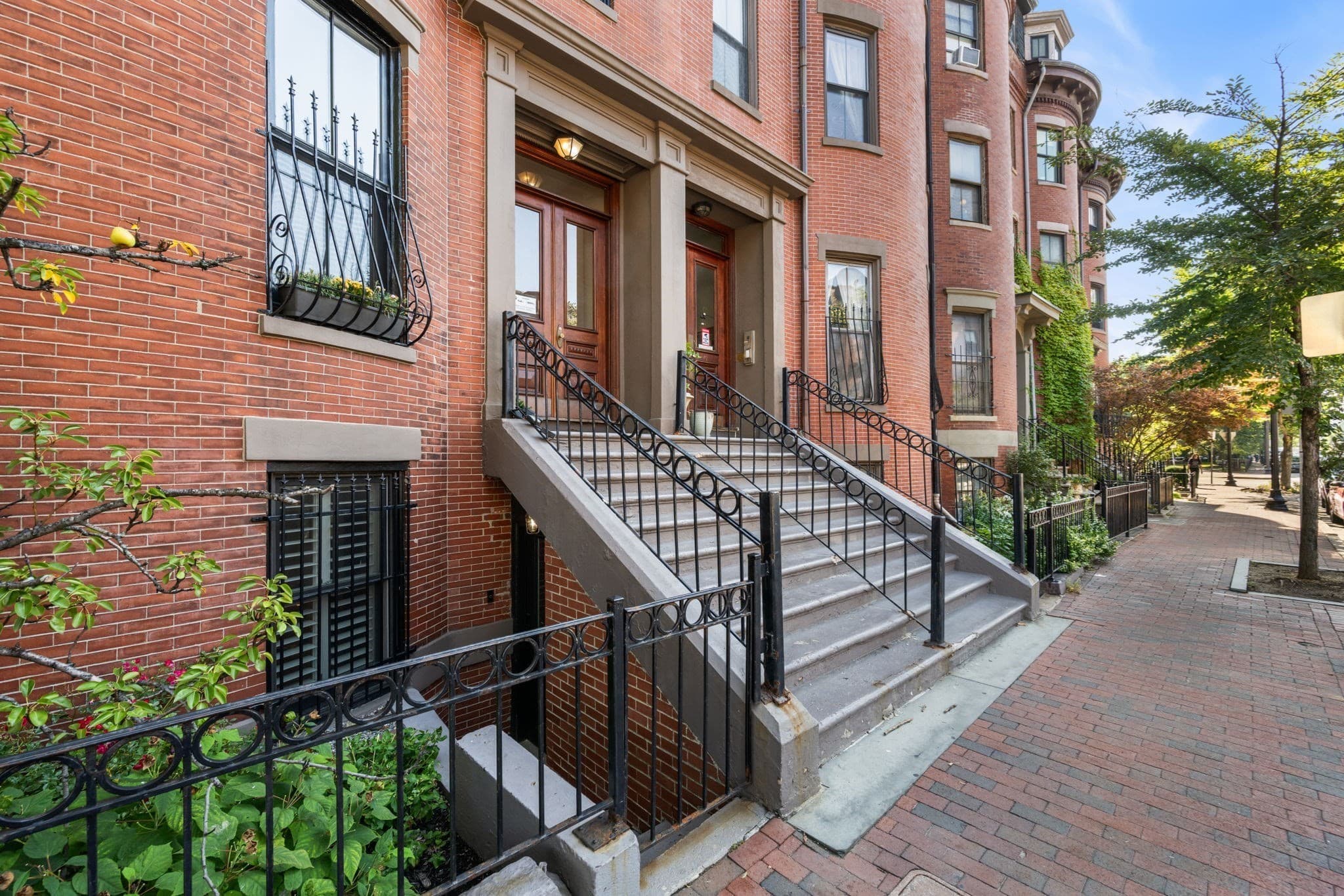 Condominium at 512 Massachusetts Ave # 1, Boston MA 02118, Boston, photo 3 of 29
