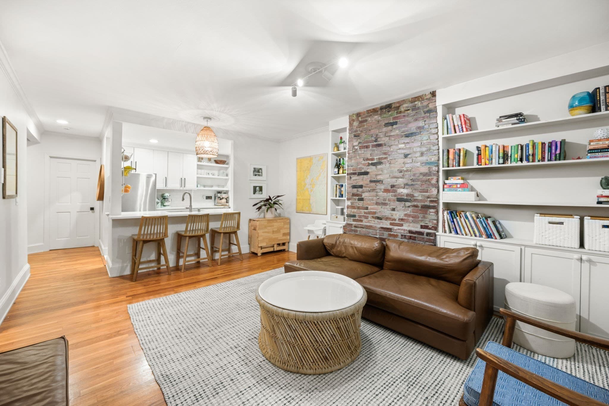 Condominium at 512 Massachusetts Ave # 1, Boston MA 02118, Boston, photo 20 of 29