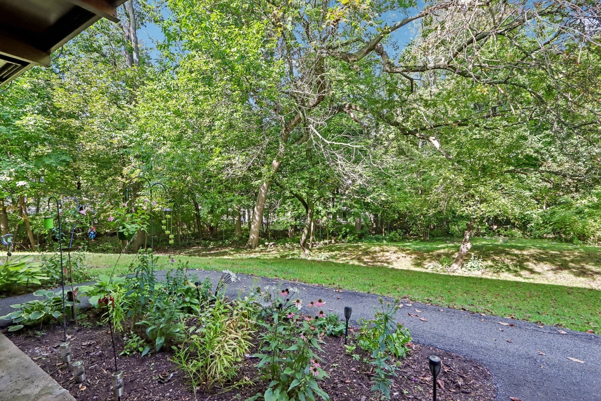 Condominium at 58 Edgelawn Ave # 8, North Andover MA 01845, North Andover, photo 13 of 20