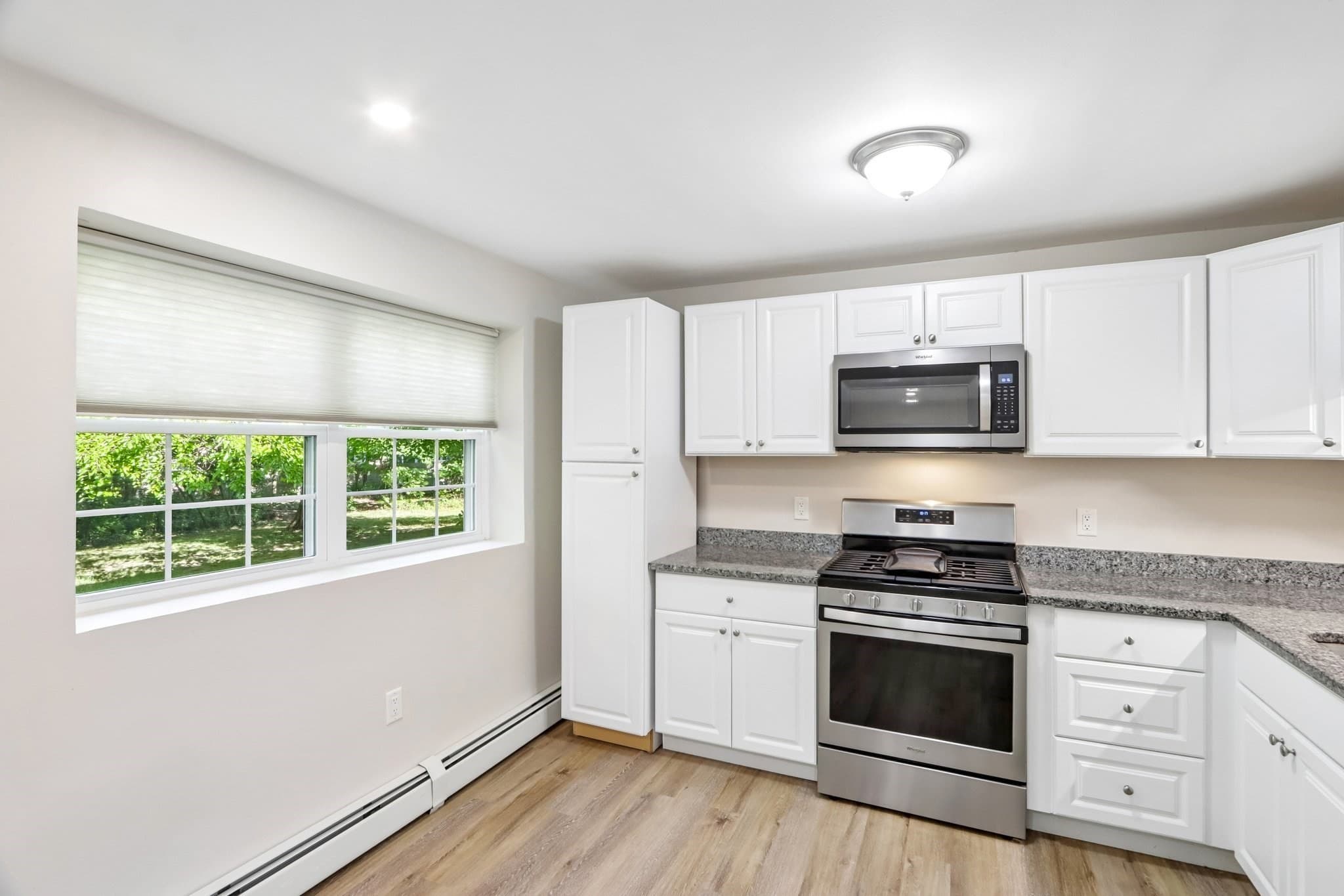Condominium at 58 Edgelawn Ave # 8, North Andover MA 01845, North Andover, photo 7 of 20