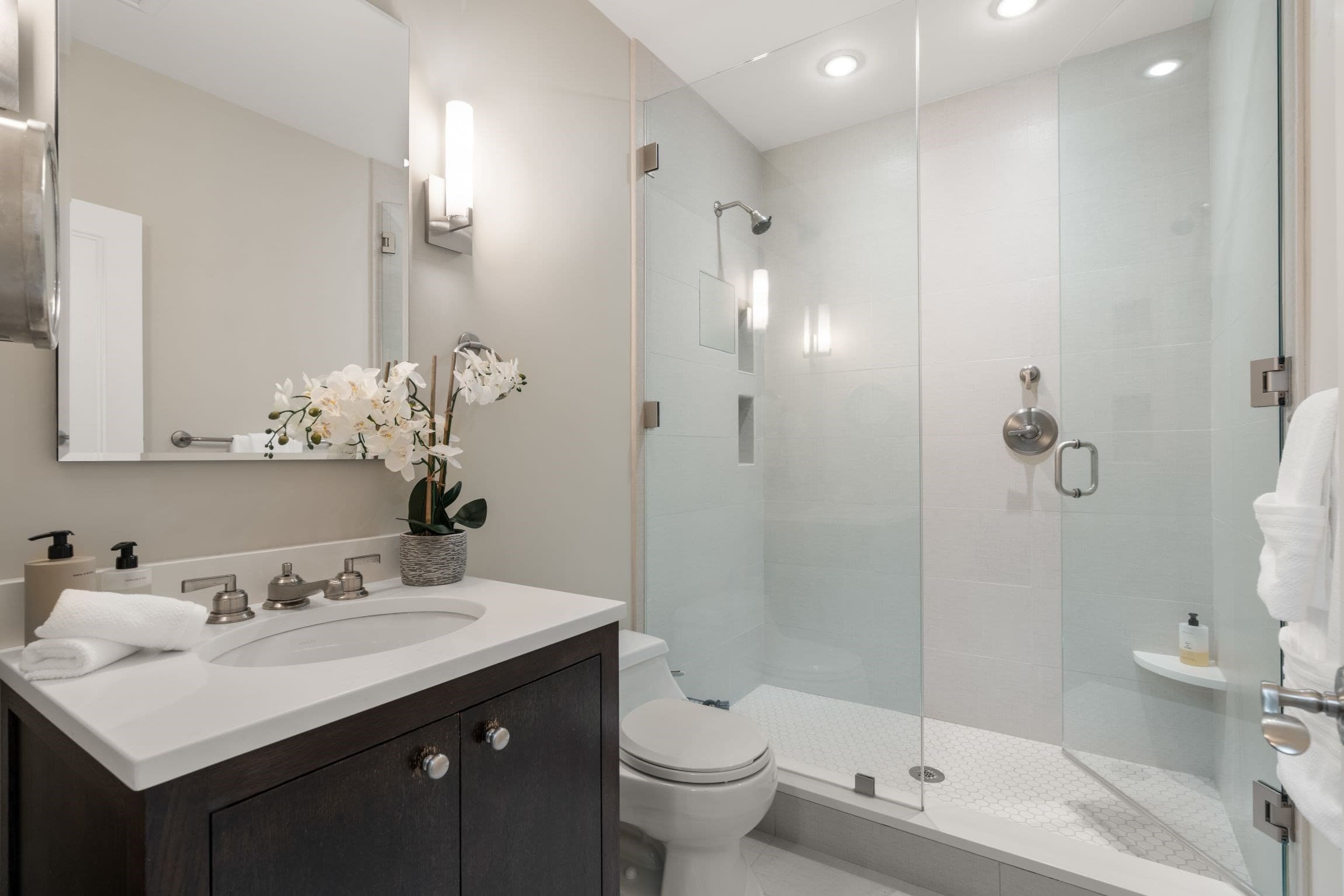 Condominium at 242 Beacon St # 5, Boston MA 02116, Boston, photo 17 of 24
