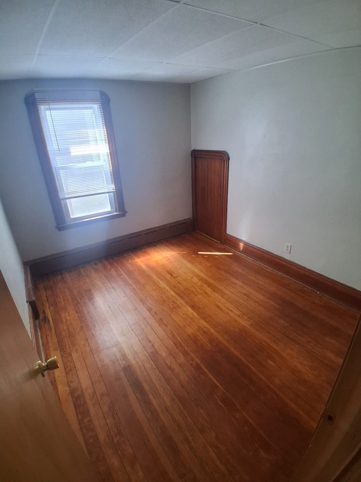 Multi Family at 122 Princeton St, New Bedford MA 02745, New Bedford, photo 23 of 26