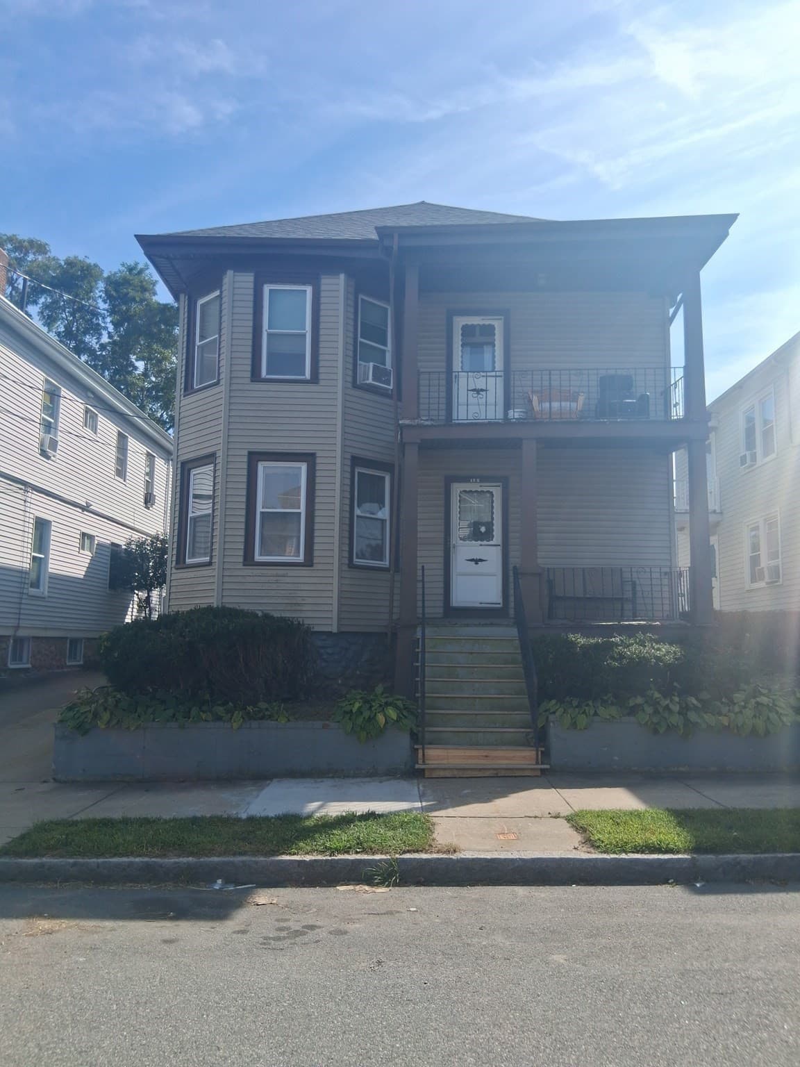 Multi Family at 122 Princeton St, New Bedford MA 02745, New Bedford, photo 3 of 26