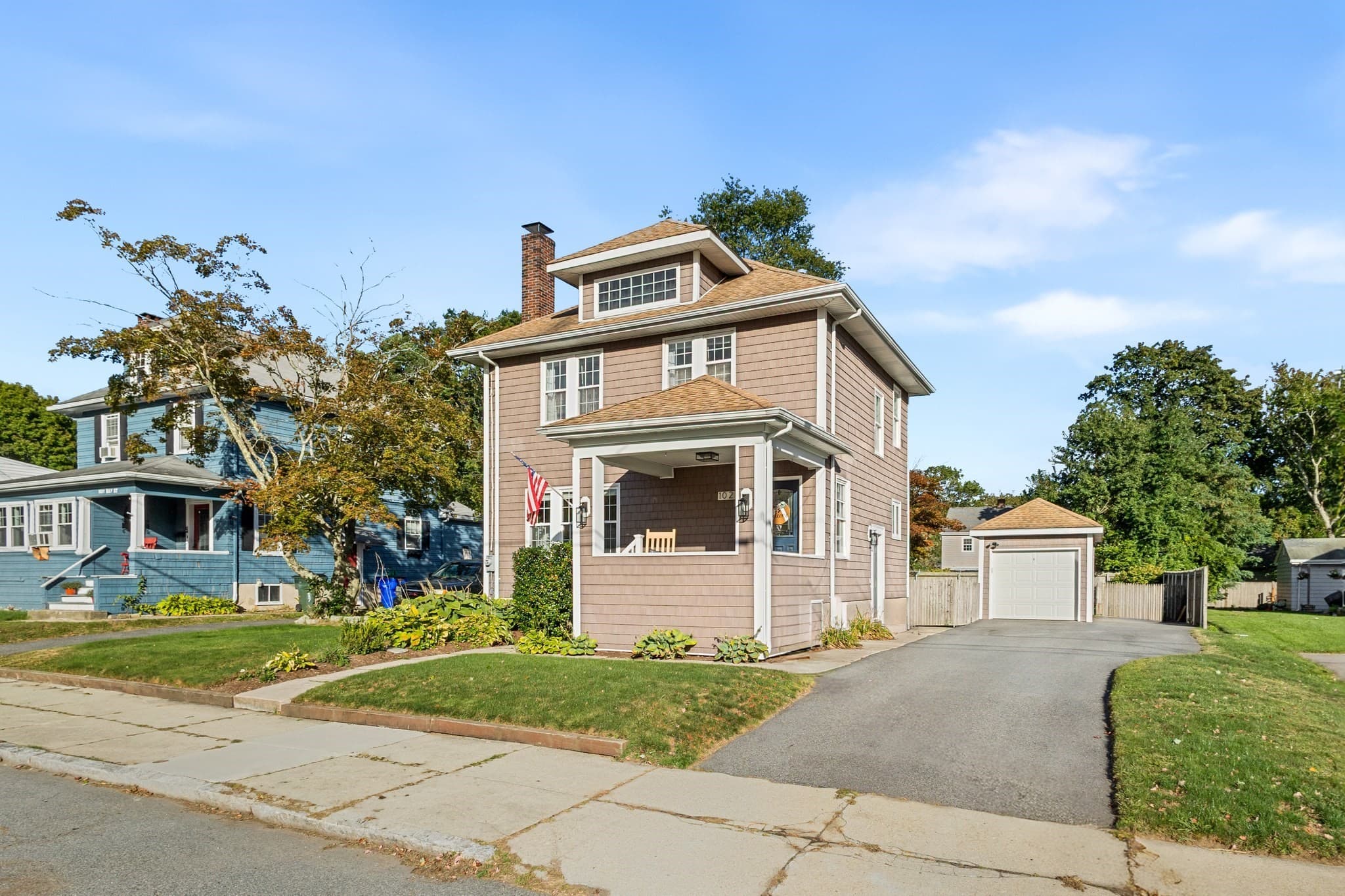 Single Family Residence at 1021 Ray St, Fall River MA 02720, Fall River, photo 5 of 41