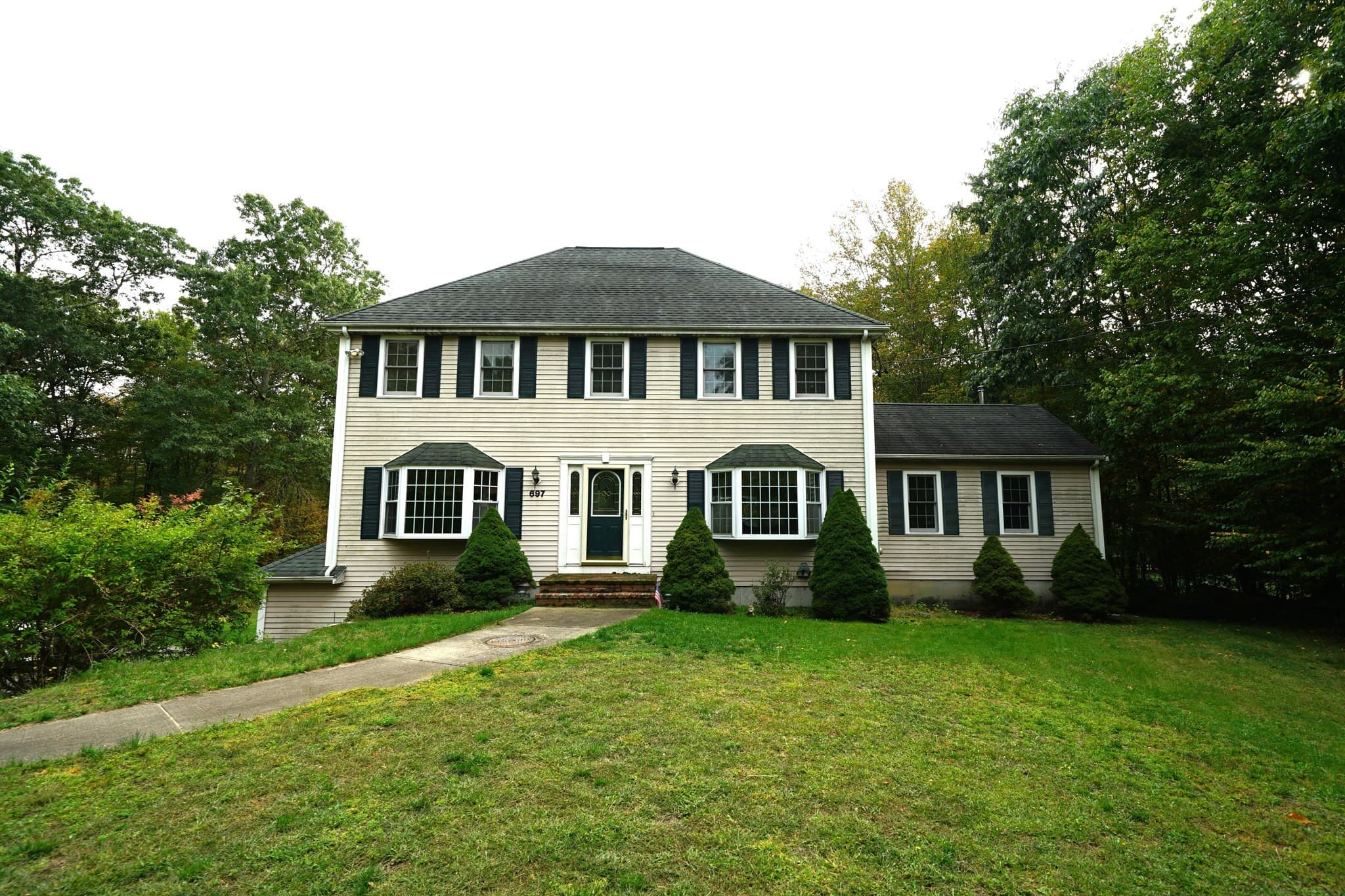 697 Tremont St, Dighton MA 02764