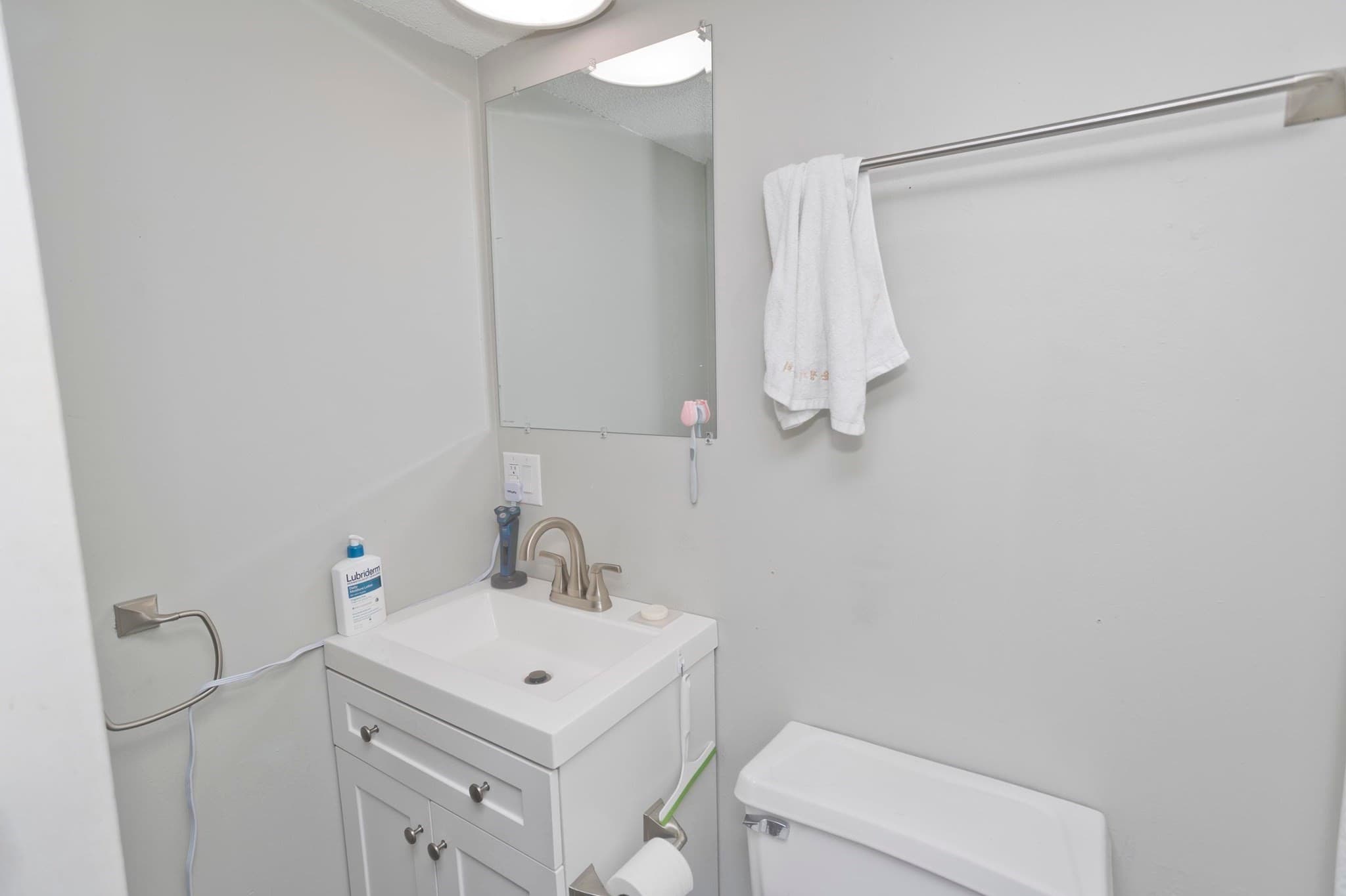4 Family - 4 Units Up/Down at 1039-1041 Central St, Palmer MA 01069, Palmer, photo 23 of 42