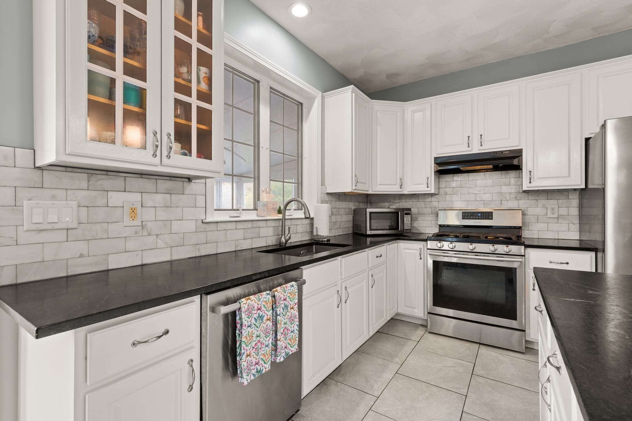 Single Family Residence at 47 Hadley Road, Pepperell MA 01463, Pepperell, photo 7 of 42