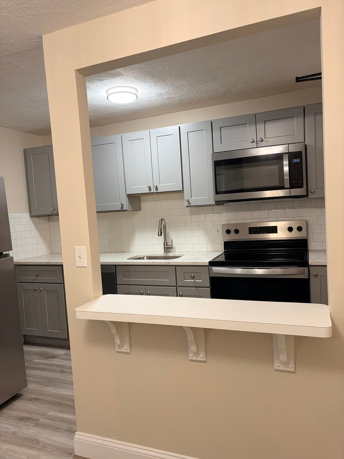 Condominium at 23 Davis # b12, Acton MA 01720, Acton, photo 2 of 10