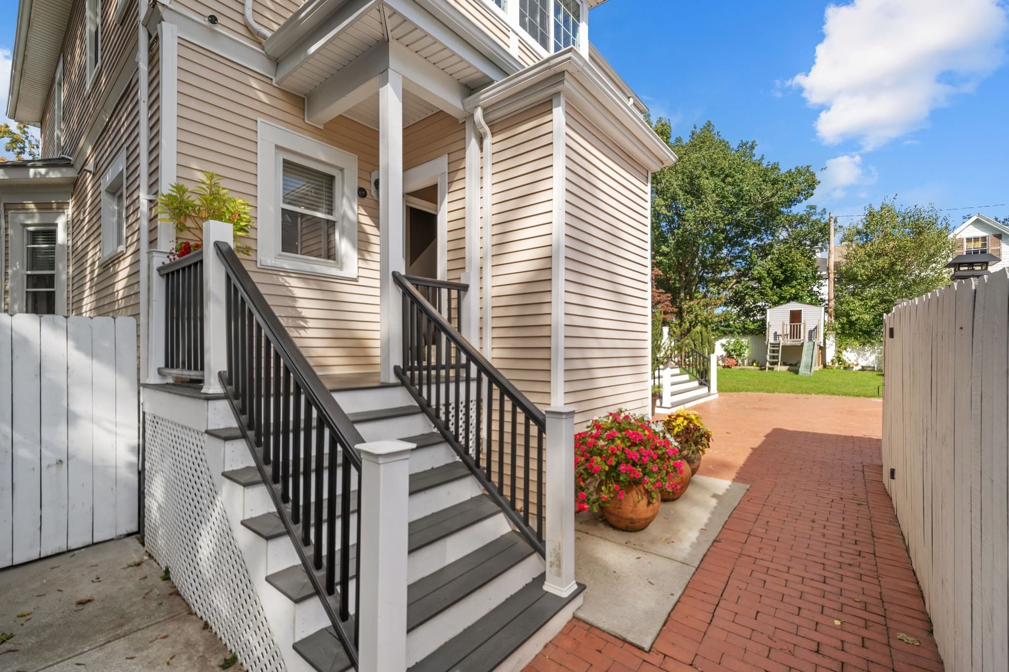 Single Family Residence at 12 Parker Street, New Bedford MA 02740, New Bedford, photo 6 of 34
