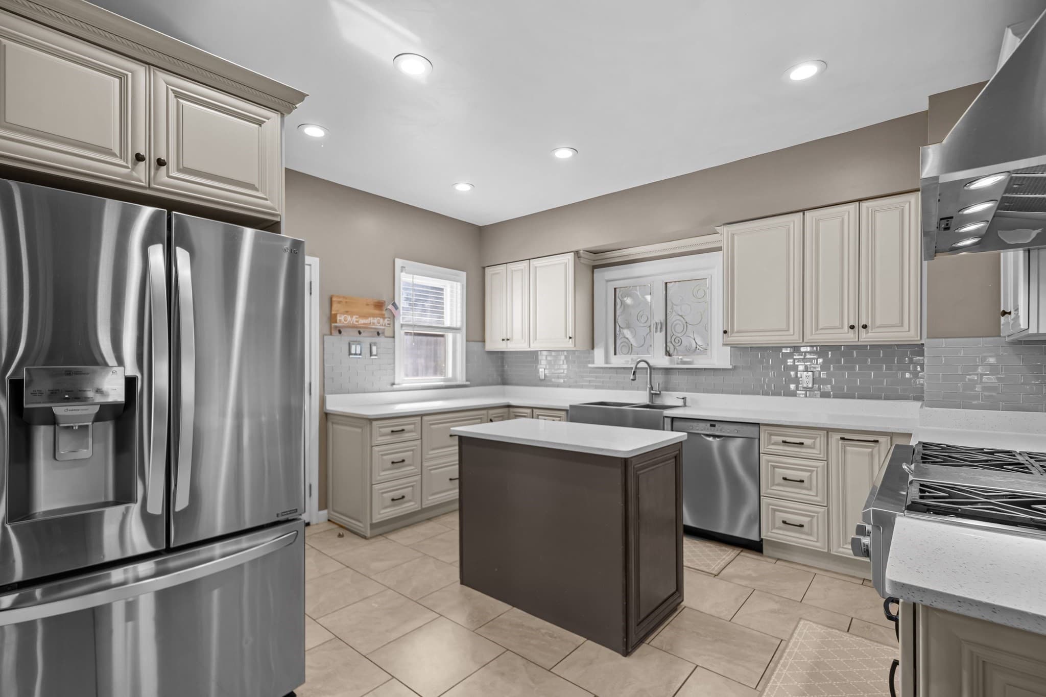 Single Family Residence at 12 Parker Street, New Bedford MA 02740, New Bedford, photo 12 of 34