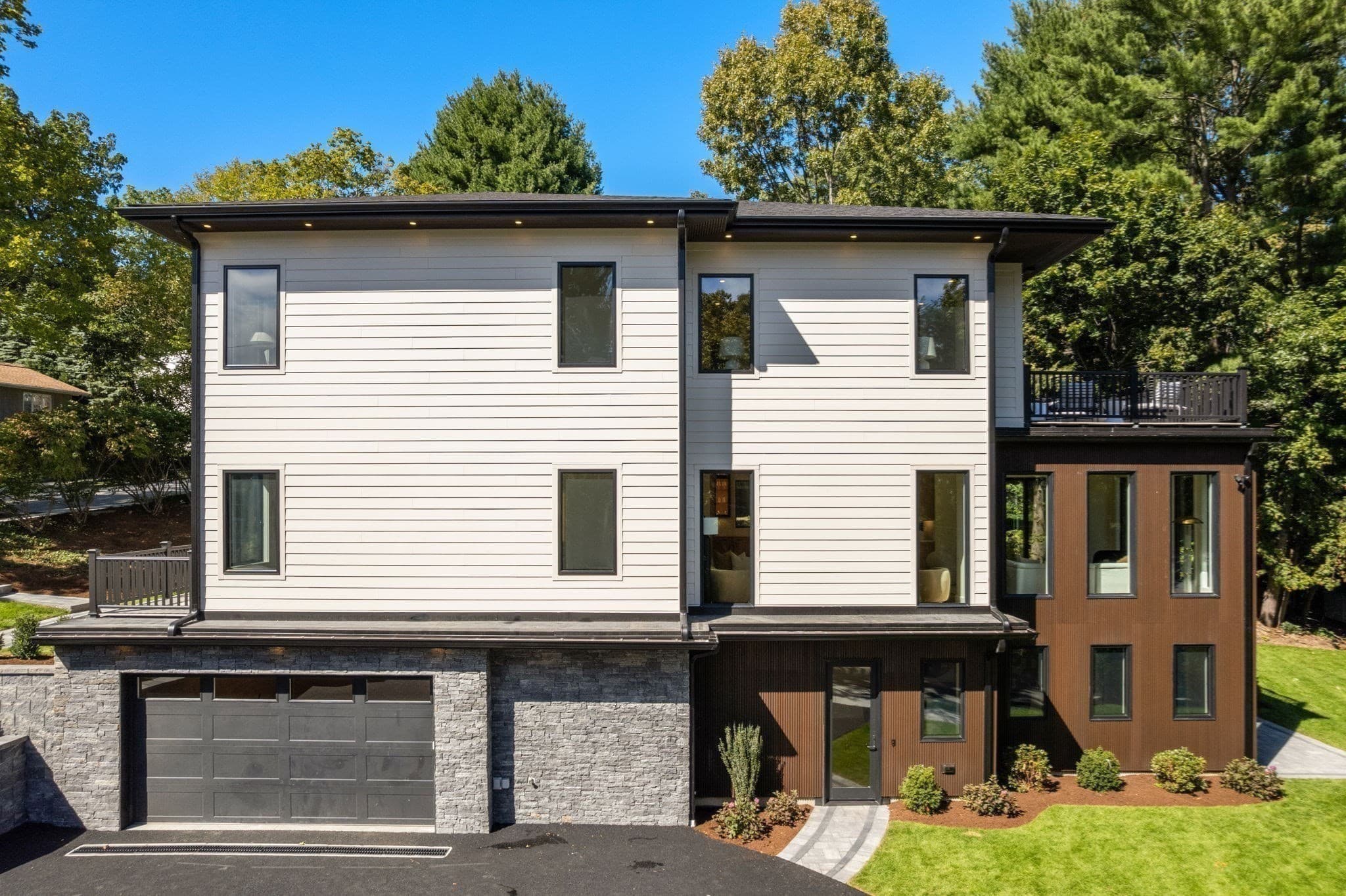 30 Dorr Rd, Newton MA 02458