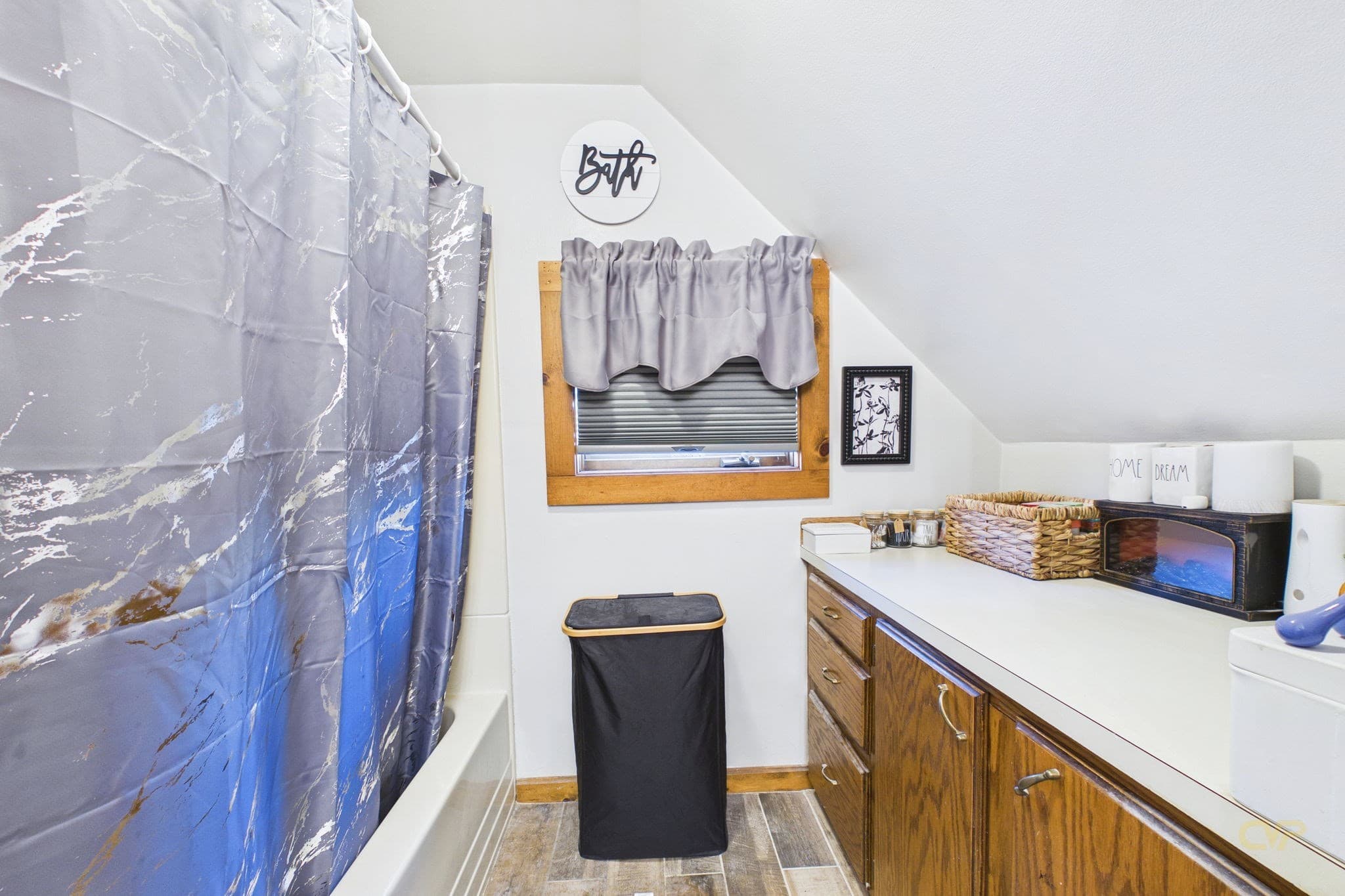 3 Family at 83 Rockland St, New Bedford MA 02740, New Bedford, photo 12 of 29