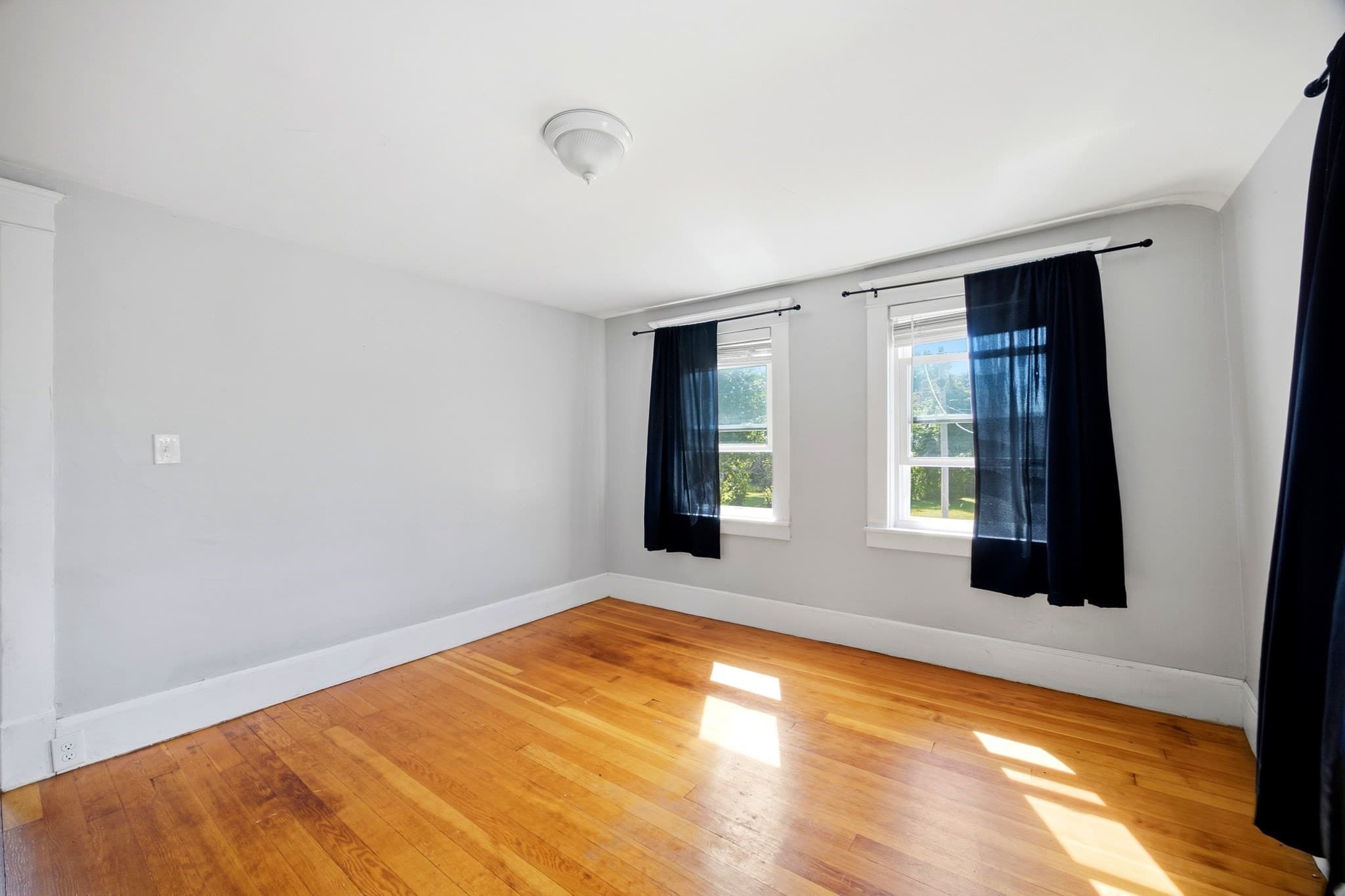 Single Family Residence at 96 Catherine St, Chicopee MA 01013, Chicopee, photo 19 of 33