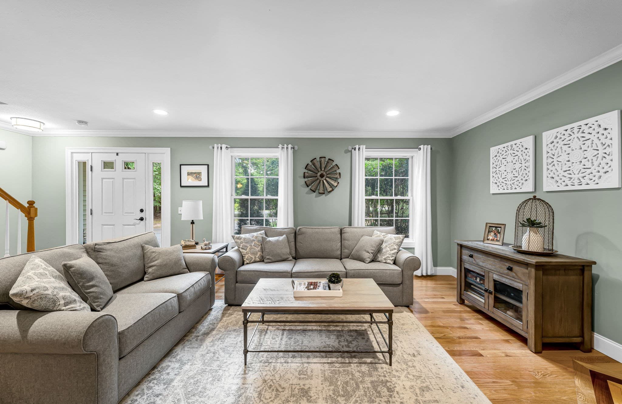 Single Family Residence at 437 Porter Rd, East Longmeadow MA 01028, East Longmeadow, photo 3 of 40
