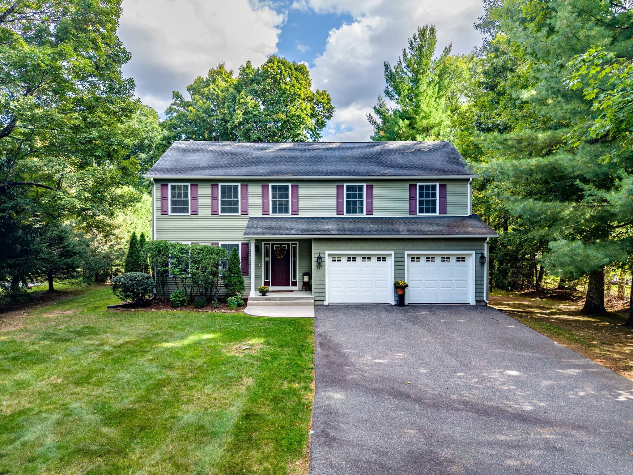 437 Porter Rd, East Longmeadow MA 01028