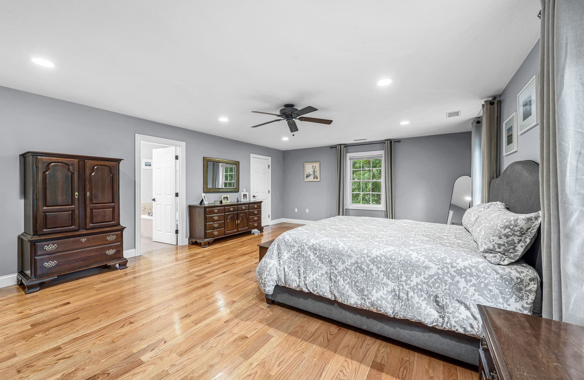 Single Family Residence at 437 Porter Rd, East Longmeadow MA 01028, East Longmeadow, photo 18 of 40