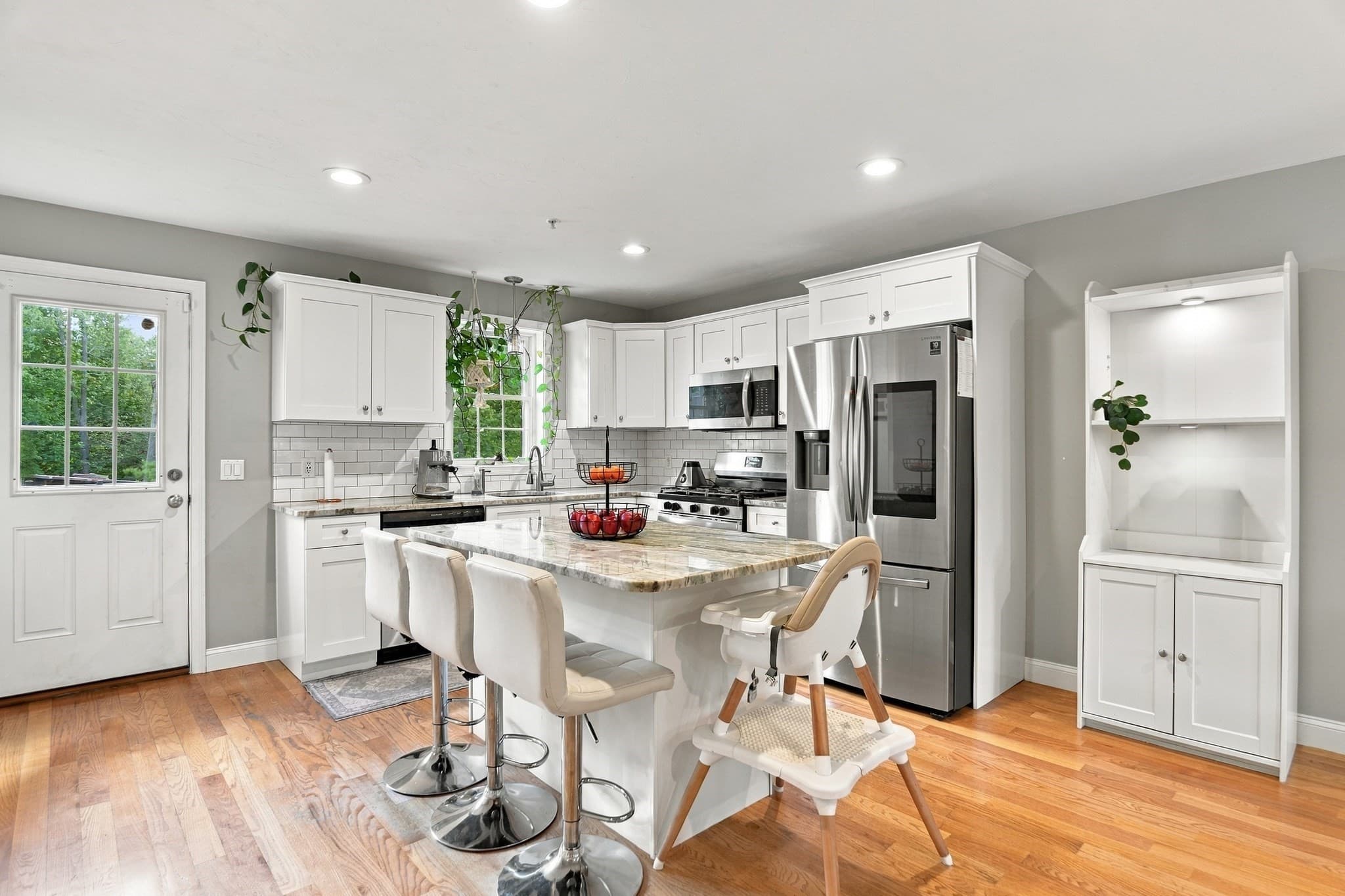 Condominium at 401 West St # C, East Bridgewater MA 02333, East Bridgewater, photo 5 of 32