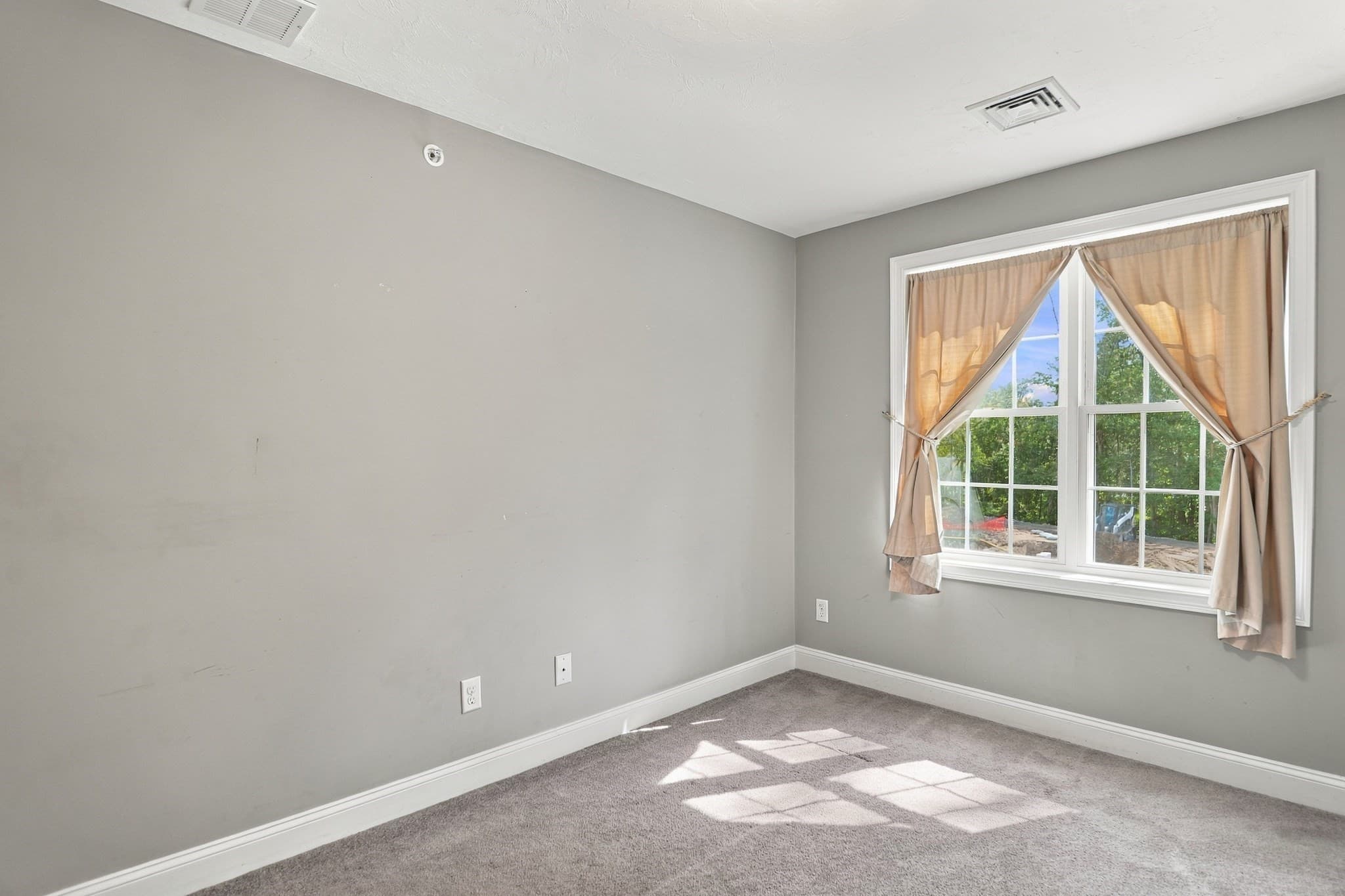 Condominium at 401 West St # C, East Bridgewater MA 02333, East Bridgewater, photo 18 of 32