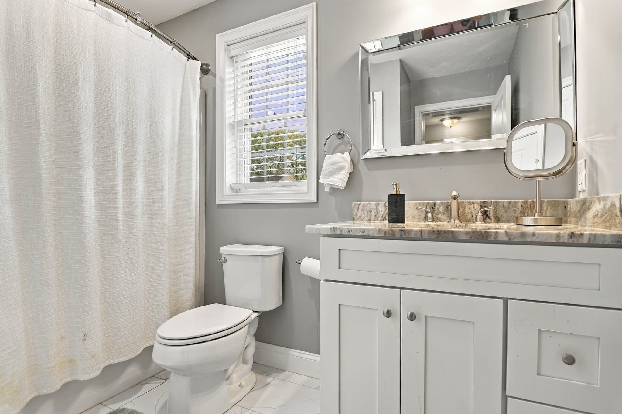Condominium at 401 West St # C, East Bridgewater MA 02333, East Bridgewater, photo 15 of 32