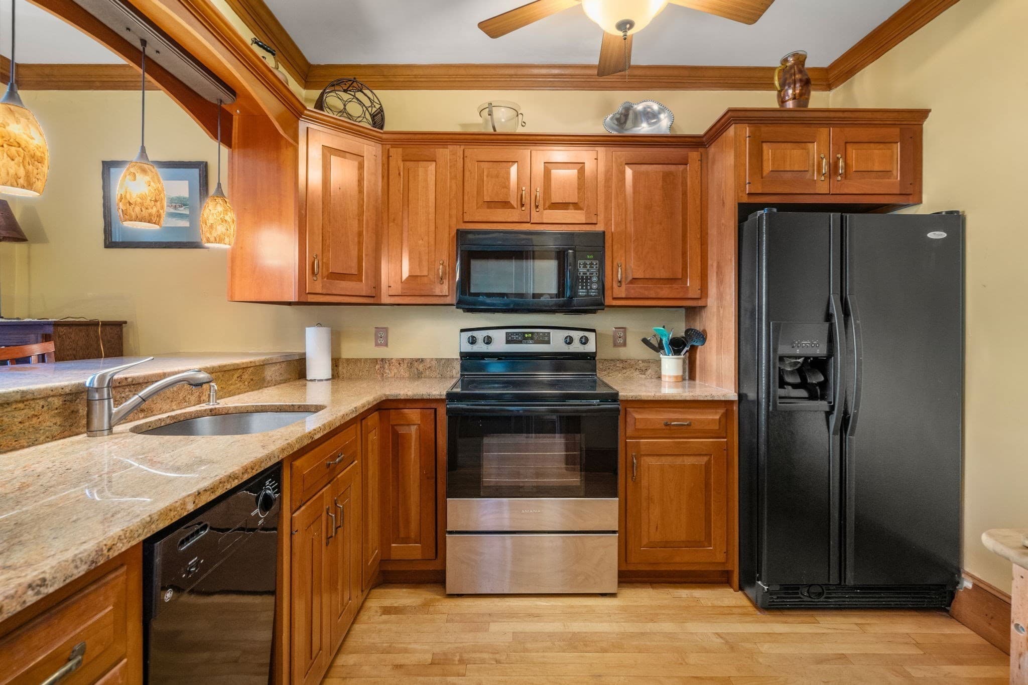 Condominium at 95 Court # 19, Plymouth MA 02360, Plymouth, photo 13 of 21