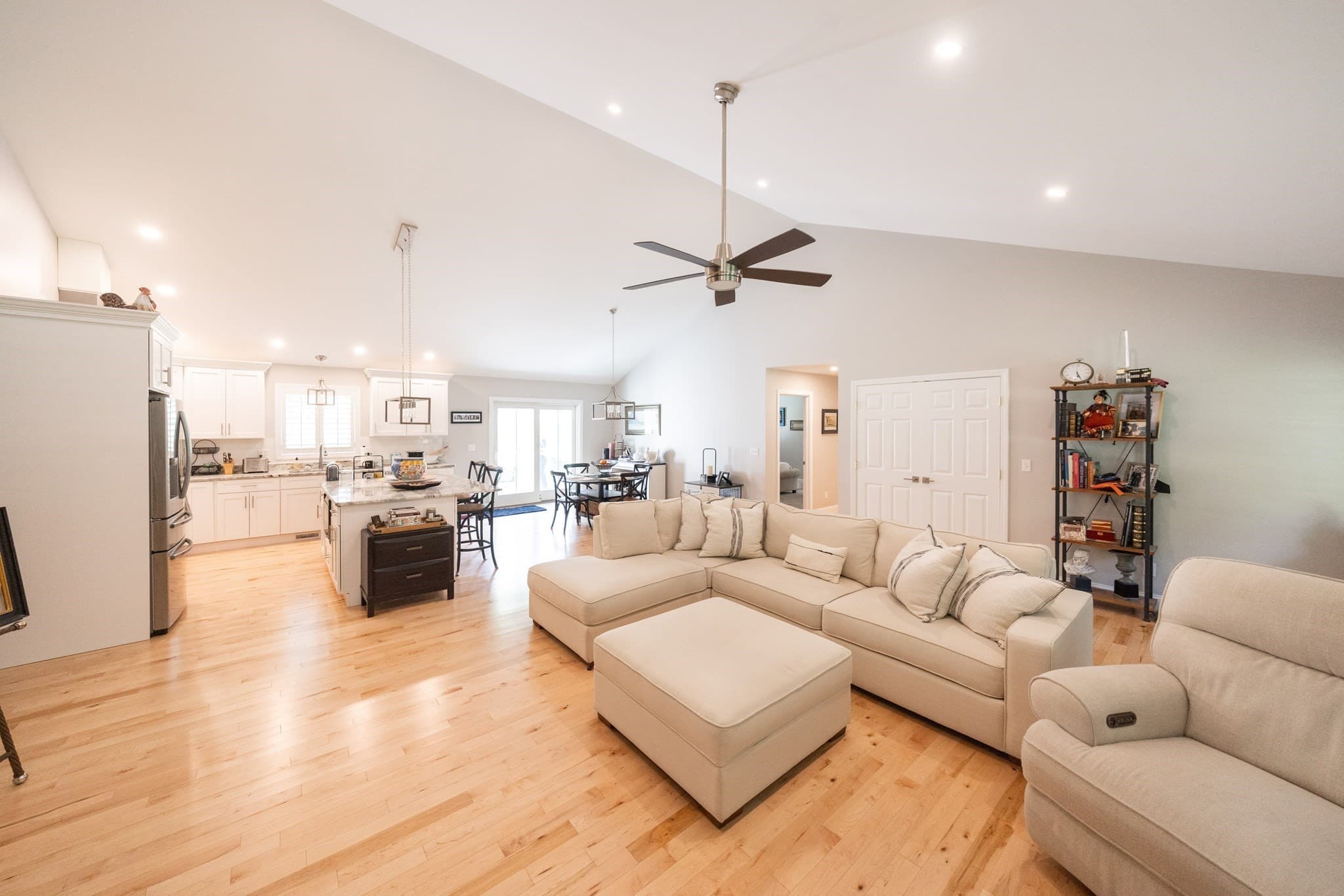 Single Family Residence at 17 Harwood Farm Road, Southbridge MA 01550, Southbridge, photo 7 of 41