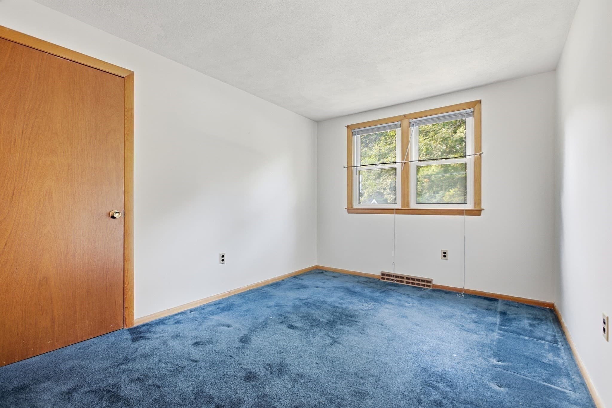 Single Family Residence at 32 Westwood Street, Burlington MA 01803, Burlington, photo 23 of 42