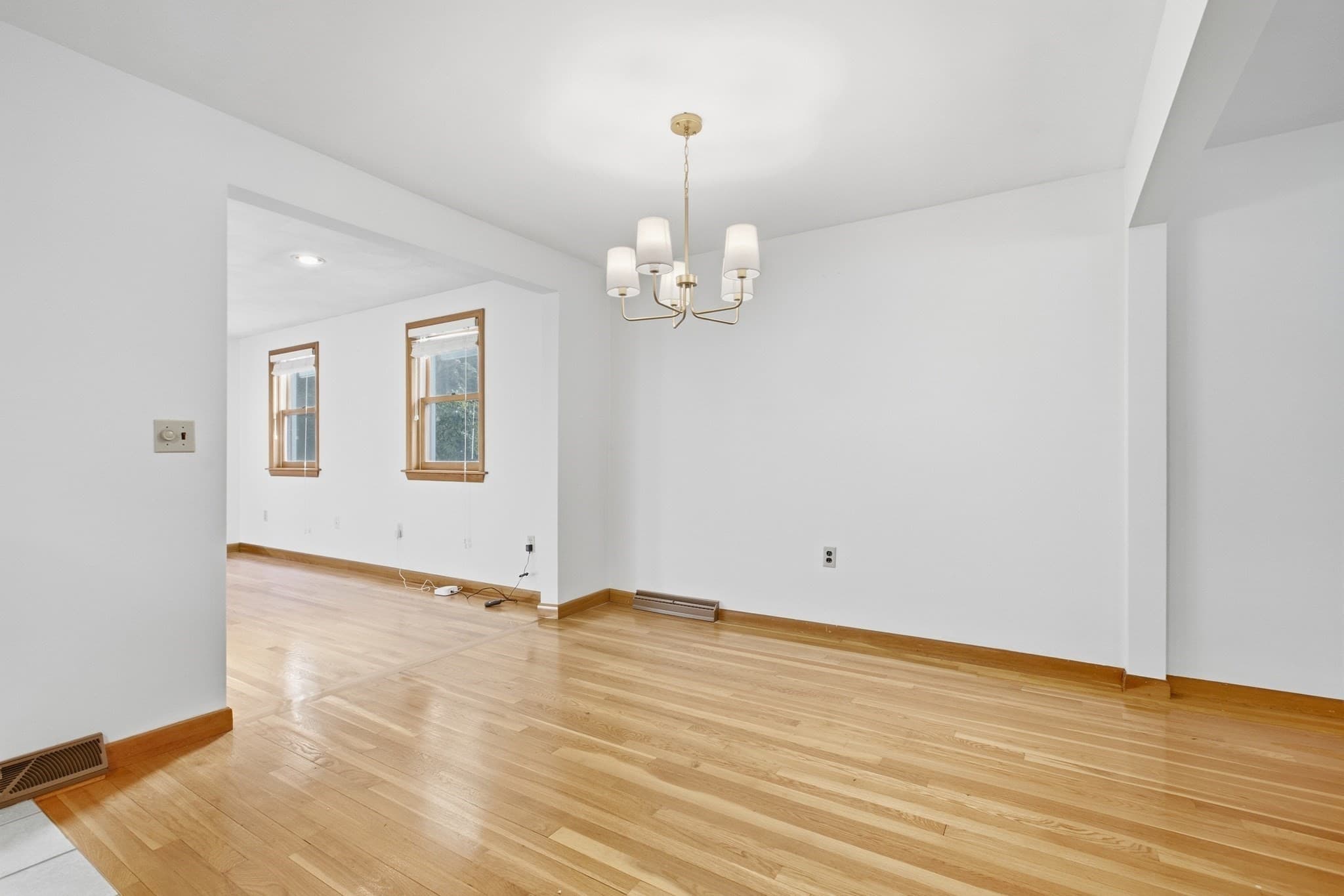 Single Family Residence at 32 Westwood Street, Burlington MA 01803, Burlington, photo 16 of 42