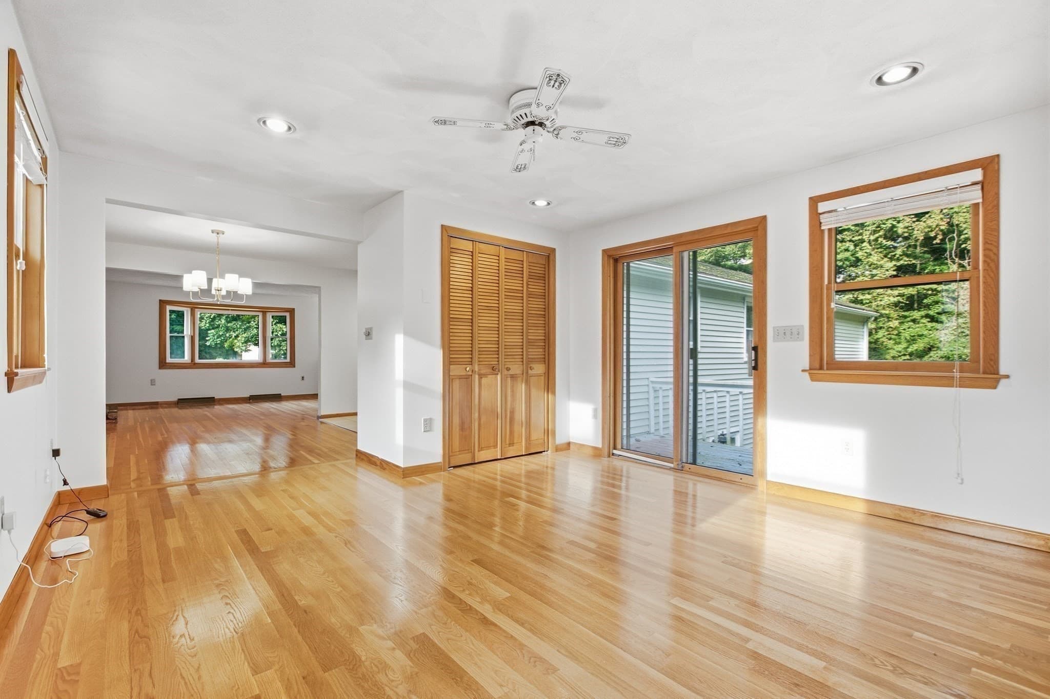Single Family Residence at 32 Westwood Street, Burlington MA 01803, Burlington, photo 20 of 42