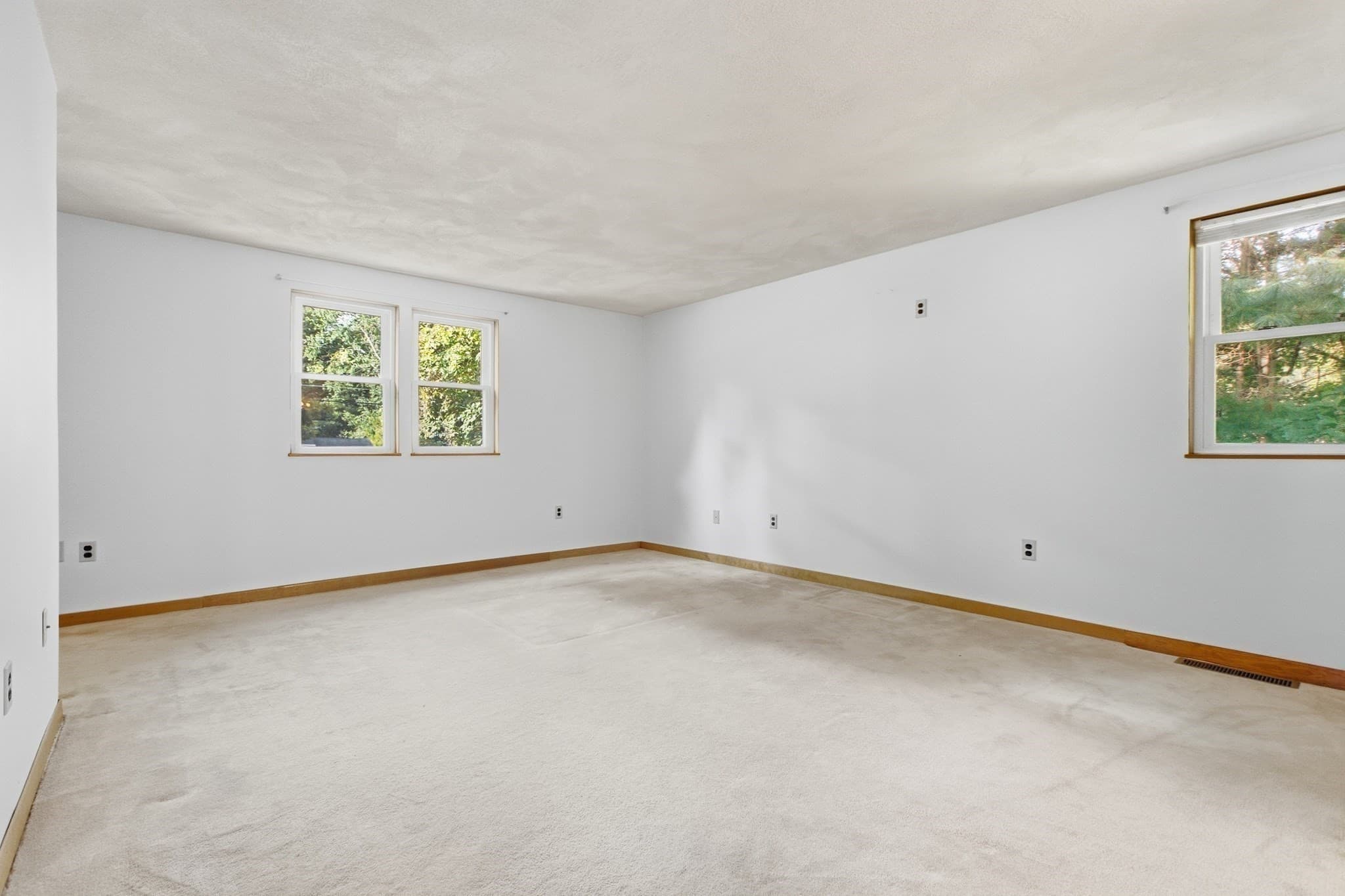 Single Family Residence at 32 Westwood Street, Burlington MA 01803, Burlington, photo 31 of 42