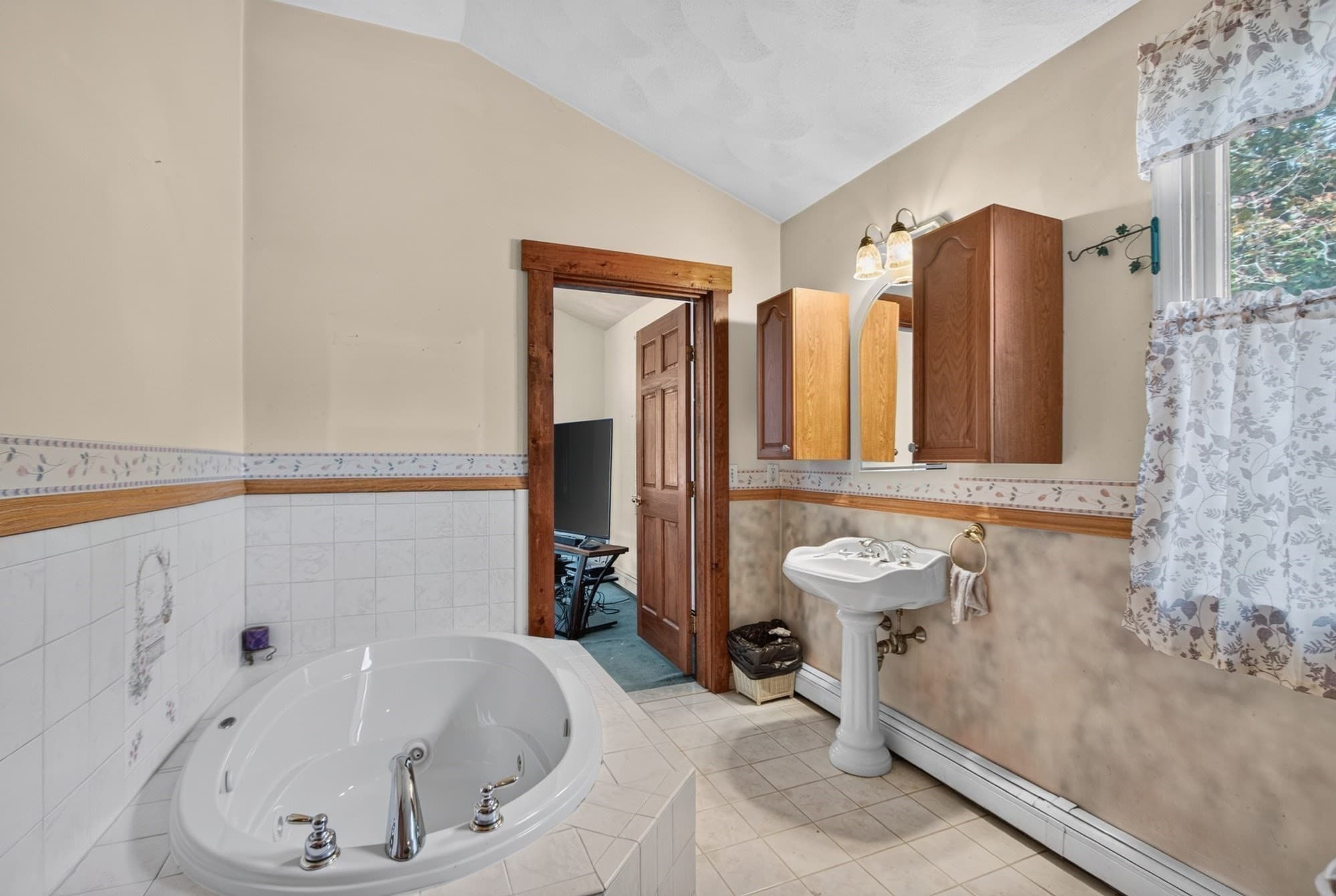 Single Family Residence at 15 Ellington Rd, Tewksbury MA 01876, Tewksbury, photo 19 of 28