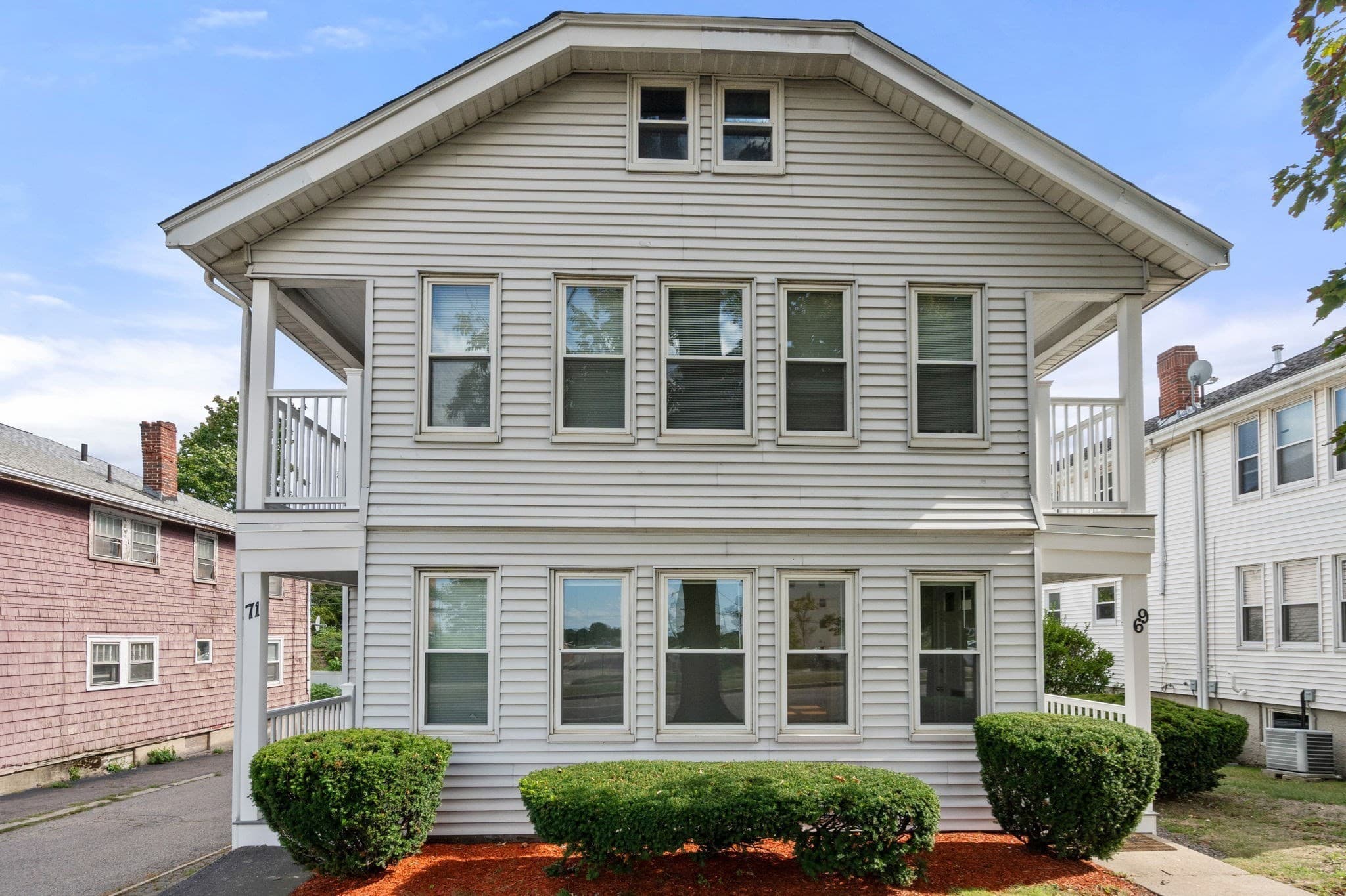 2 Family - 2 Units Up/Down at 69-71 Quincy Shore Dr, Quincy MA 02171, Quincy, photo 3 of 27
