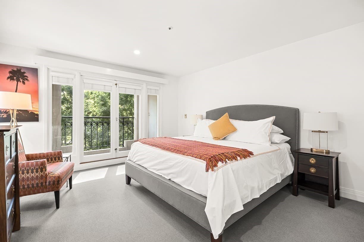 Condominium at 20 Rowes Wharf # 501, Boston MA 02110, Boston, photo 6 of 37