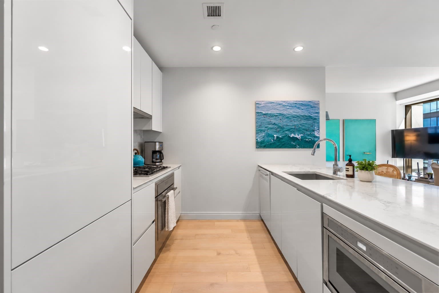 Condominium at 133 Seaport Boulevard # 1215, Boston MA 02210, Boston, photo 6 of 38