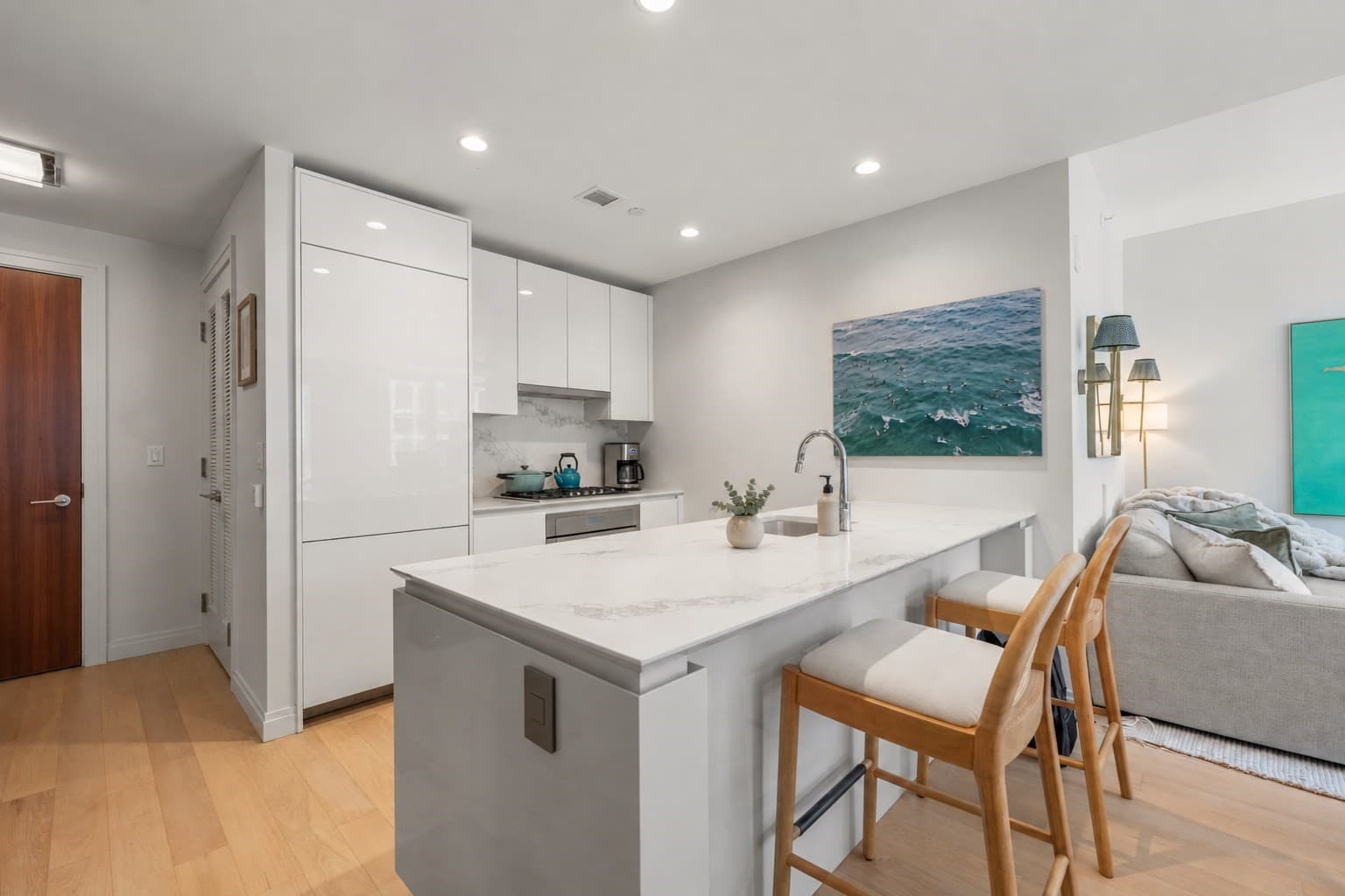 Condominium at 133 Seaport Boulevard # 1215, Boston MA 02210, Boston, photo 5 of 38