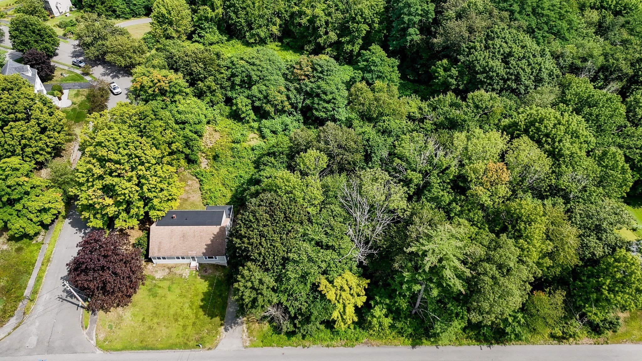 Single Family Residence at 129 Forest St, Haverhill MA 01832, Haverhill, photo 10 of 42