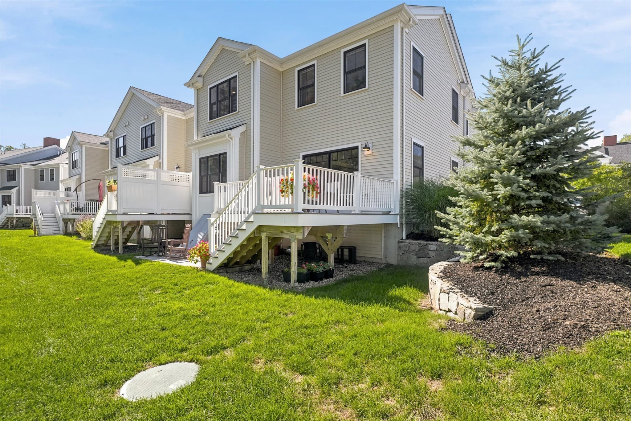 Condominium at 48 Cutter # 48, Amesbury MA 01913, Amesbury, photo 32 of 39