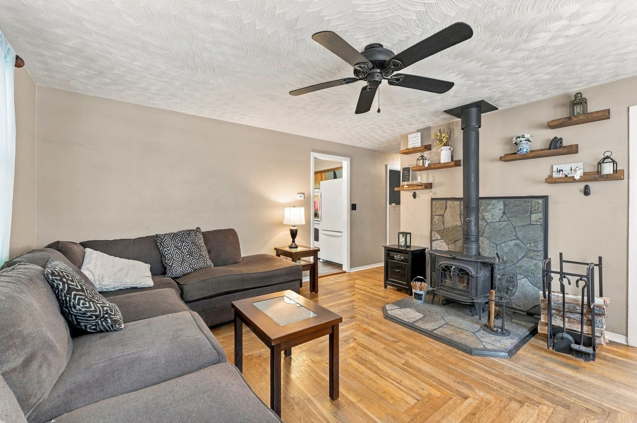 Single Family Residence at 418 Millville Rd, Uxbridge MA 01569, Uxbridge, photo 10 of 41