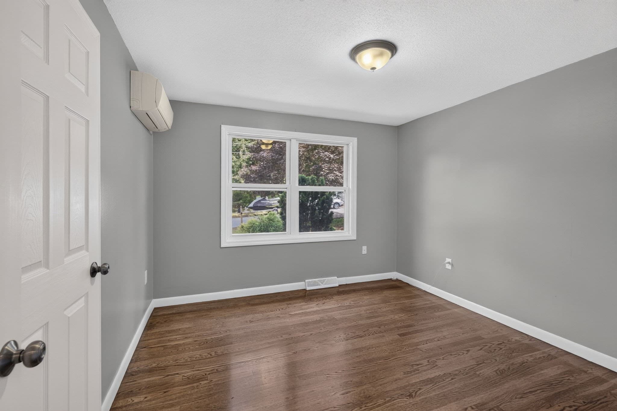 Single Family Residence at 12 Sunset, Derry NH 03038, Derry, photo 23 of 35
