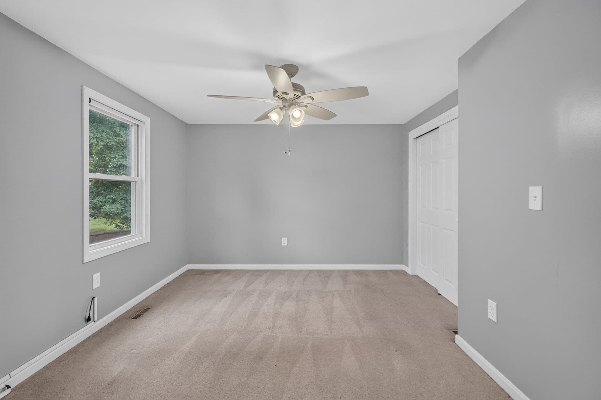 Single Family Residence at 12 Sunset, Derry NH 03038, Derry, photo 17 of 35