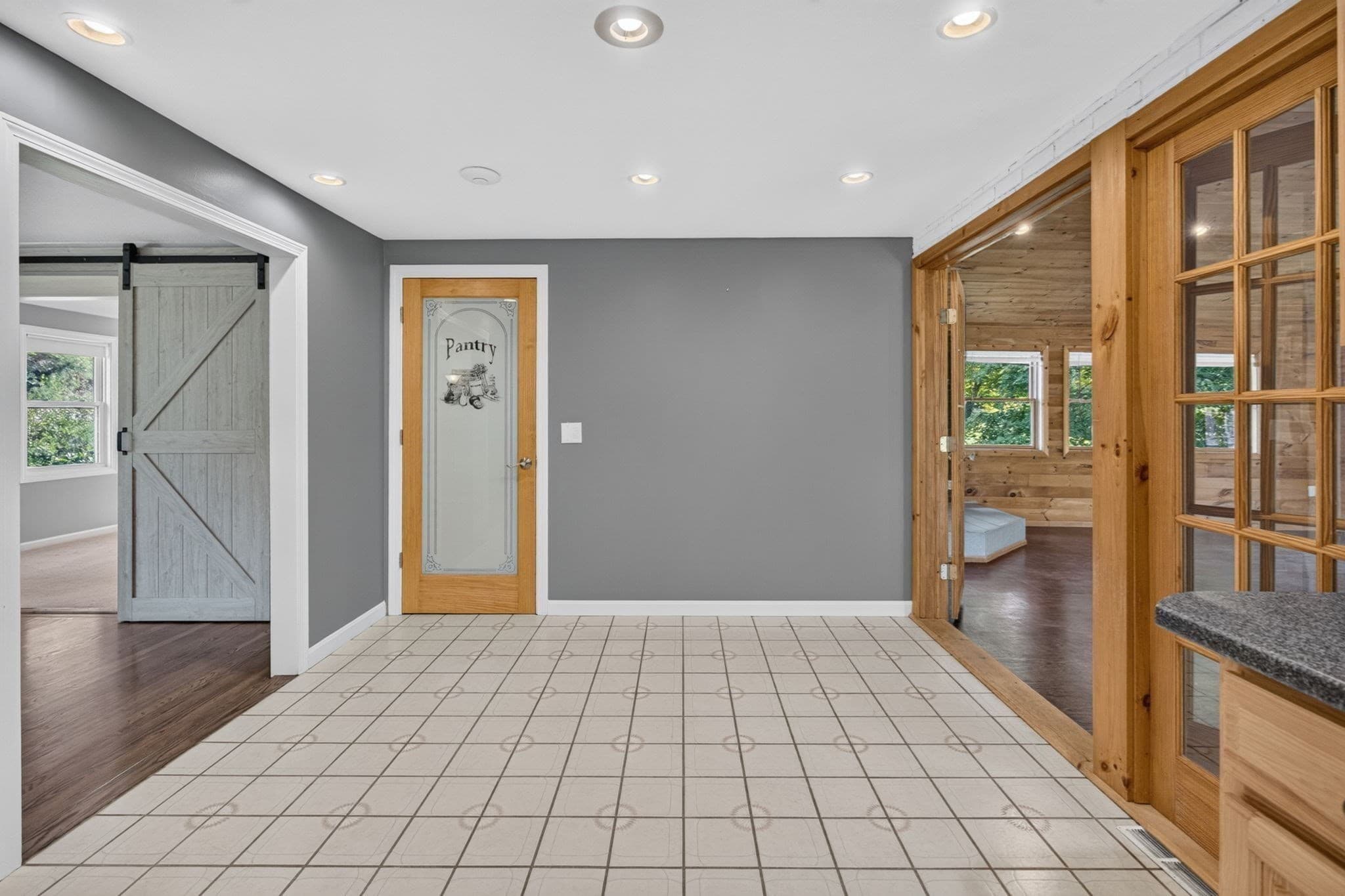 Single Family Residence at 12 Sunset, Derry NH 03038, Derry, photo 7 of 35
