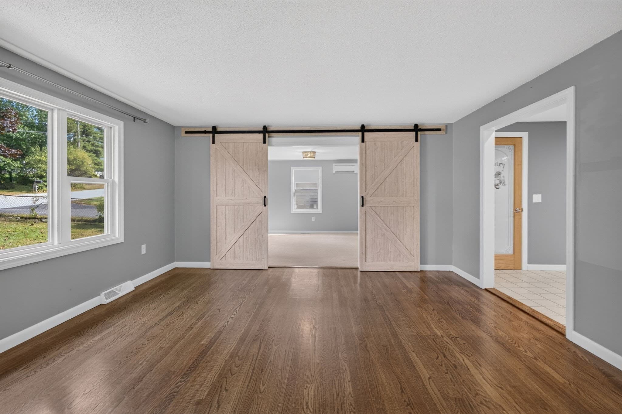 Single Family Residence at 12 Sunset, Derry NH 03038, Derry, photo 19 of 35